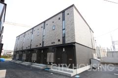 ECRAS B棟外観画像